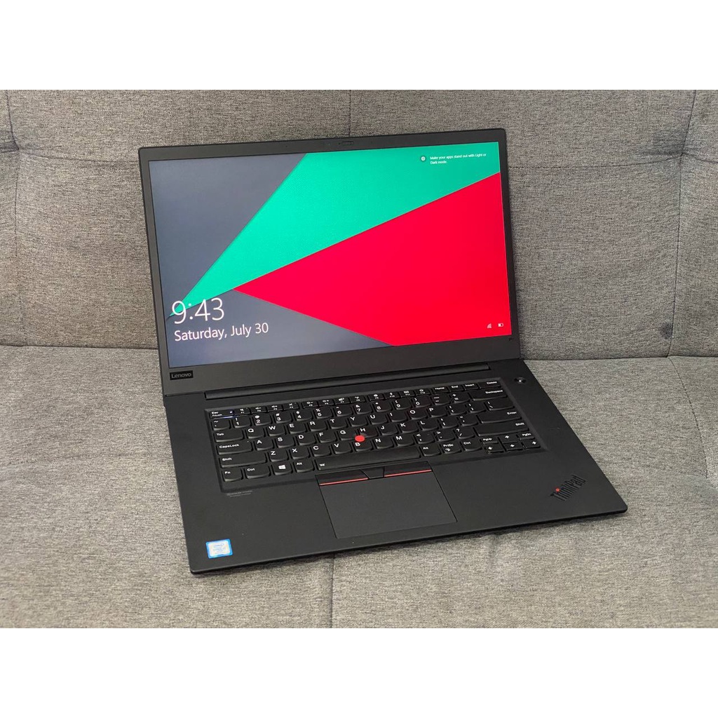 Laptop Thinkpad P1 Gen 2 i7-9850H, RAM 16G, SSD 512G, VGA T2000 4G, 15' FHD  HÀNG CHUẨN ĐẸP