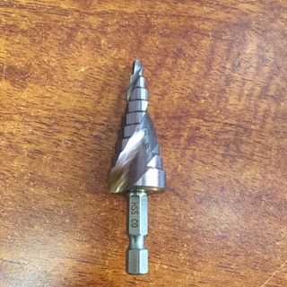 Mũi khoan sắt, inox hình tháp chuôi gài  4-20mm