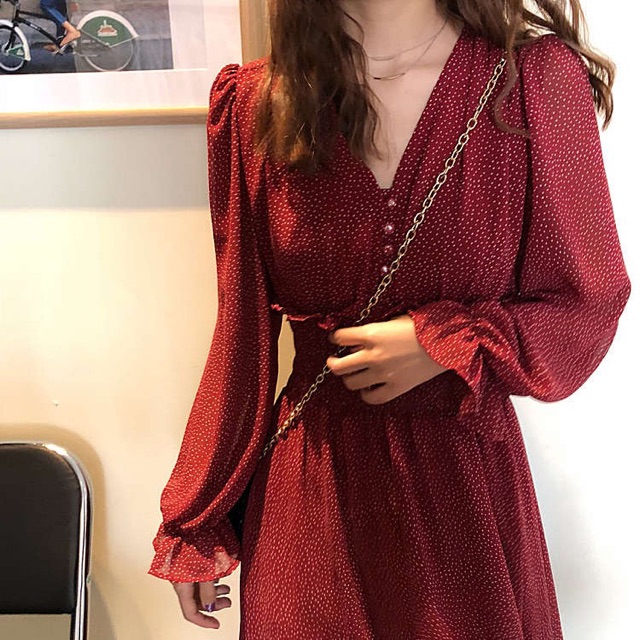 Váy vintage cổ V dáng maxi