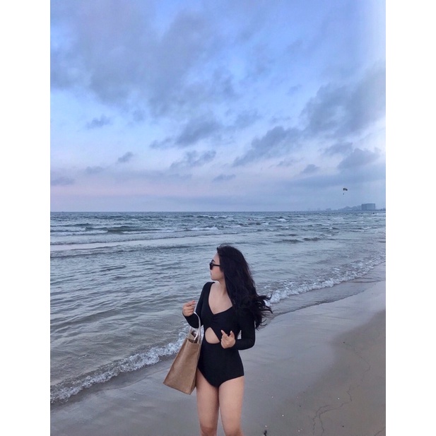 [BIKINI CAO CẤP] Bikini liền mảnh tay dài cổ tim NHÚN NGỰC, khoét lưng siêu sexy màu đen
