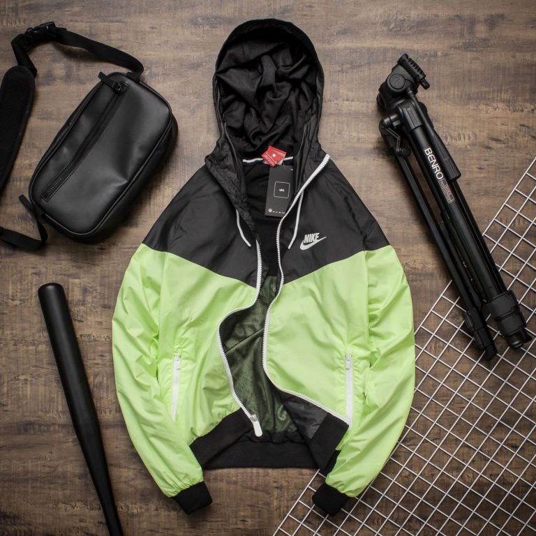 NIKE - Áo khoác thể thao nam nữ Nike Sportswear Men's Windrunner Jacket - Neon/Đen