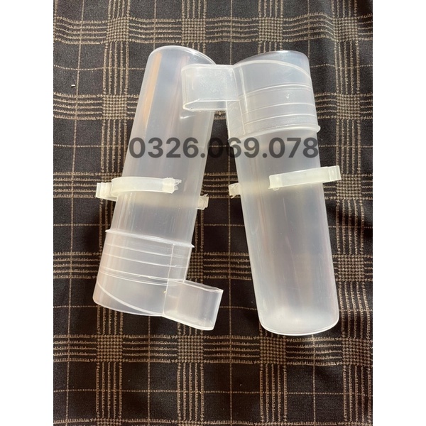 1 đôi cóng uống nước cho chim cảnh