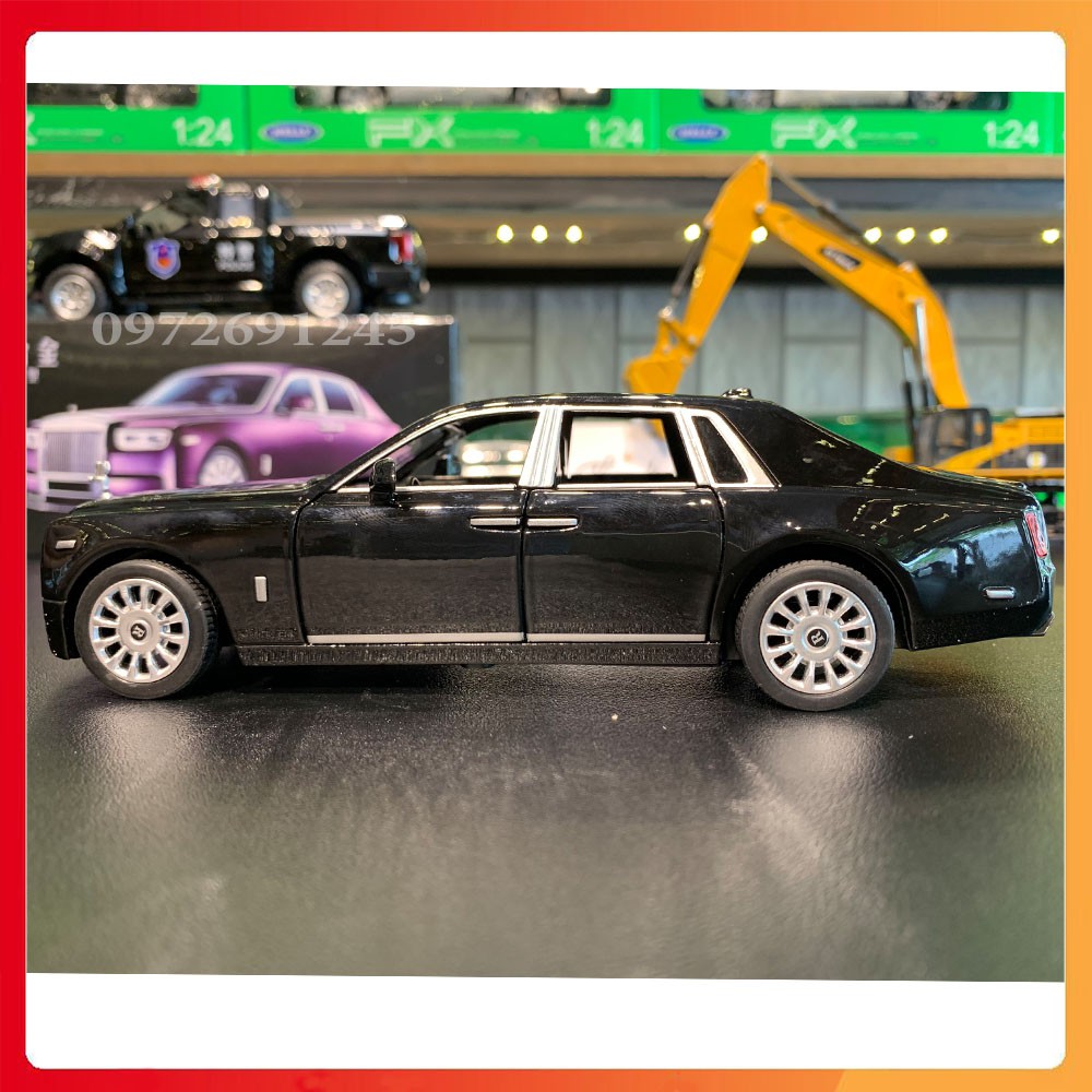 Xe mô hình Rolls Royce Phantom VIII tỉ lệ 1:30 màu đen