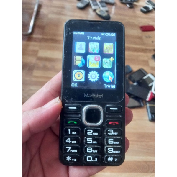 Điện thoại 2 sim Masstel A260 kèm sạc