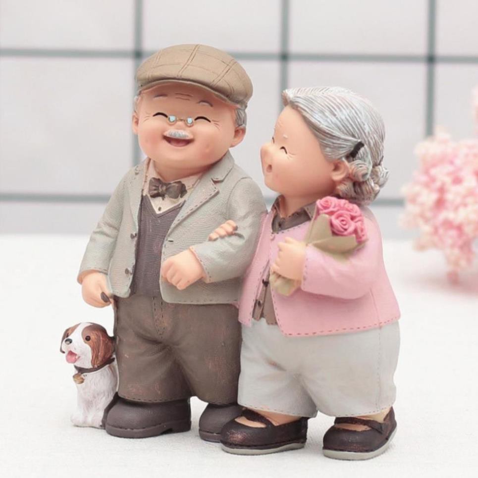 Tượng Trang Trí Ông Bà Anh Tản Bộ