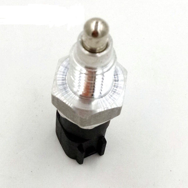 Công tắc số lùi Captiva, Lacetti XỊN -tặng vòng xoay hương hoa | BigBuy360 - bigbuy360.vn