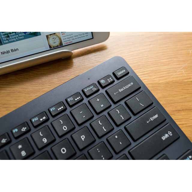 Bàn Phím Bluetooth Samsung EE-BT550