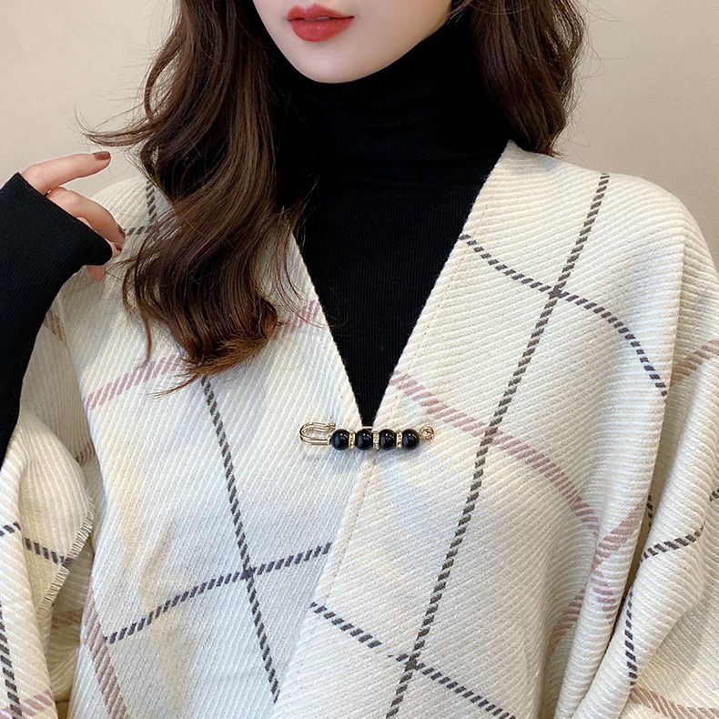 Ghim Cài Quần / Chân Váy Đính Ngọc Trai Nhân Tạo