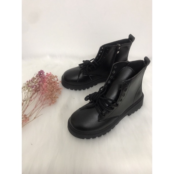 [MÃ CHAOC2022 giảm 5k] Bốt kéo khóa đen trơn da mềm ulzzang (hàng đẹp) - Hình thật ở cuối | BigBuy360 - bigbuy360.vn