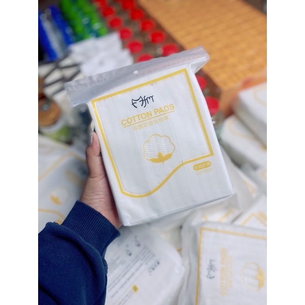 Bông tẩy trang Cotton Pads 222 miếng