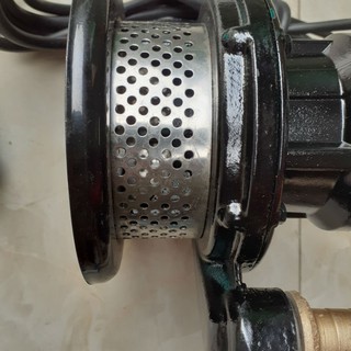 Máy bơm chìm điện 220v - 370W