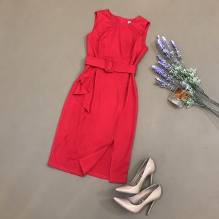 Đầm Rosie body kèm belt