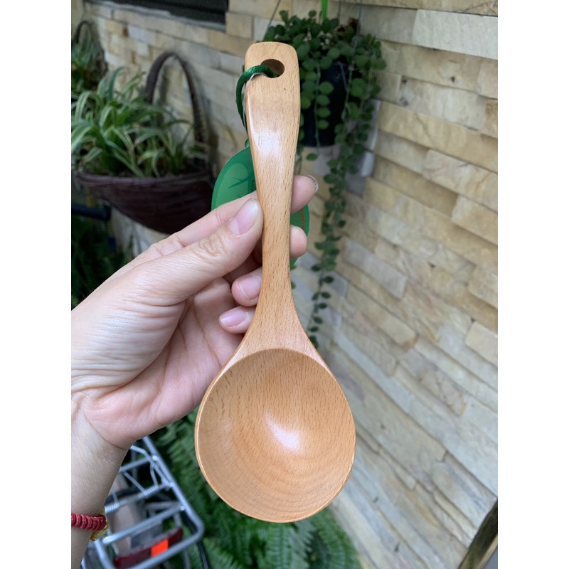 Muôi múc canh gỗ cỡ nhỏ (vá sạn gỗ Trường Sơn 06)