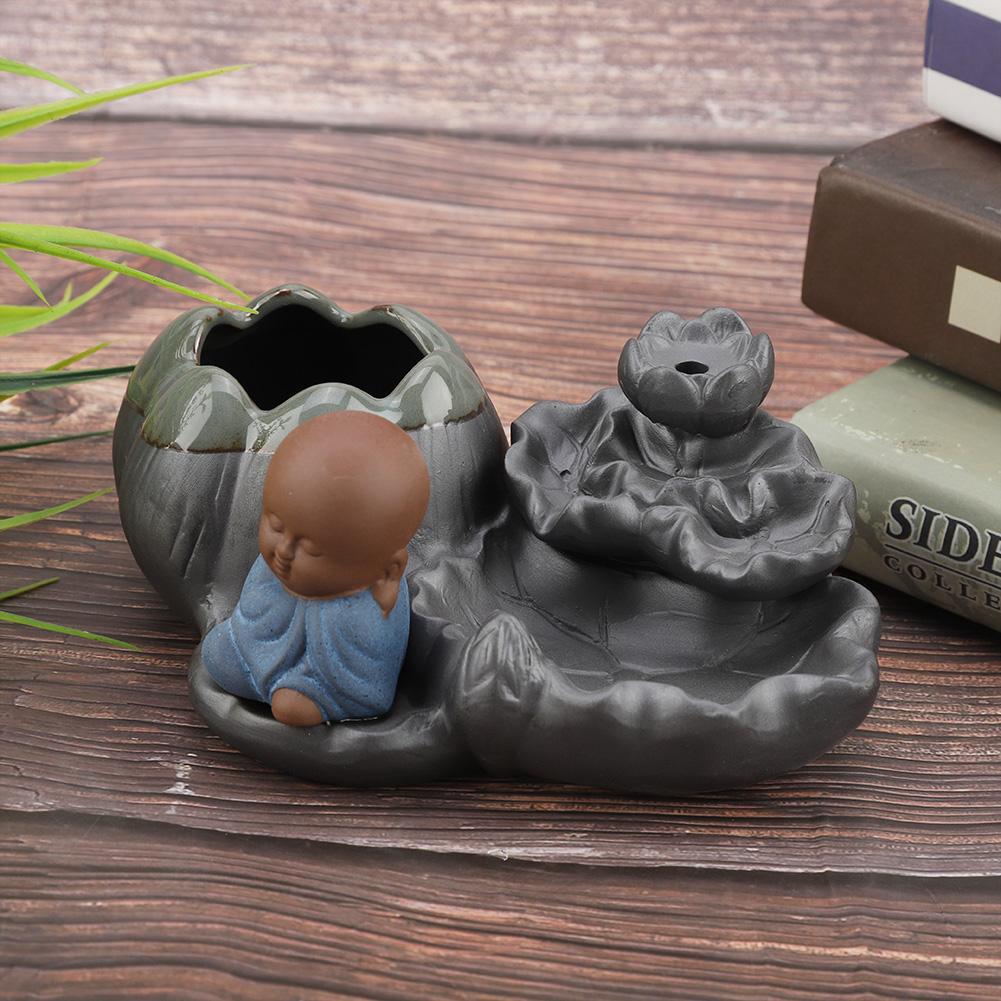 Thác khói trầm hương chảy ngược bằng gốm sứ dùng trang trí nội thất