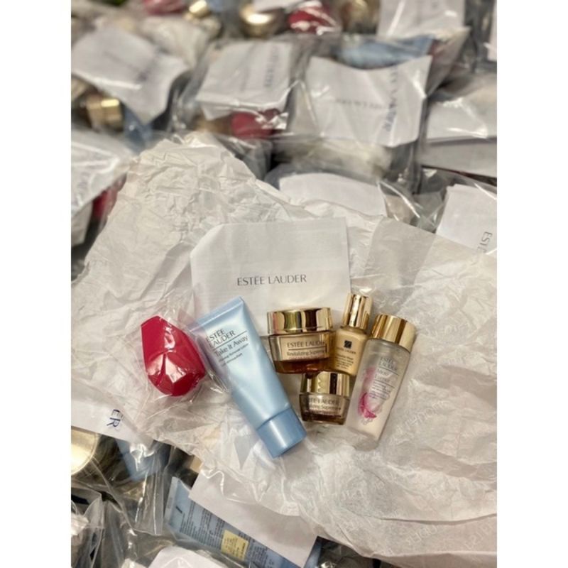 [ Tách Gift 2021] Mút Tán Nền €ST€€ LAUD€R Hồng Đậm