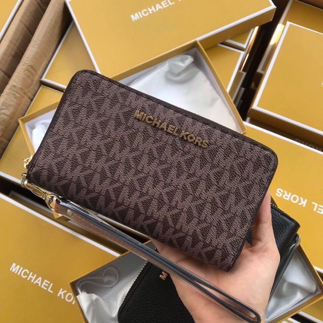 MICH@EL K0RS wallet ❣️ hàng dư nguyên liệu