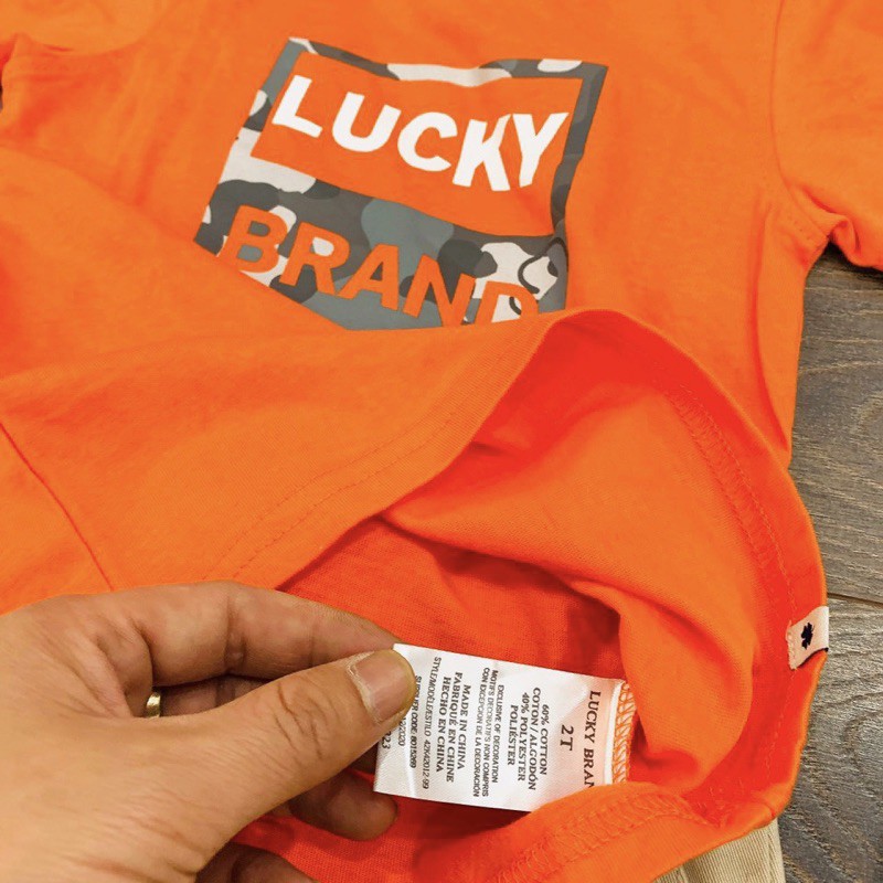 Bộ Lucky Brand áo thun quần kaki - RABBITSHOP (HÀNG SALE KHÔNG ĐỔI TRẢ)