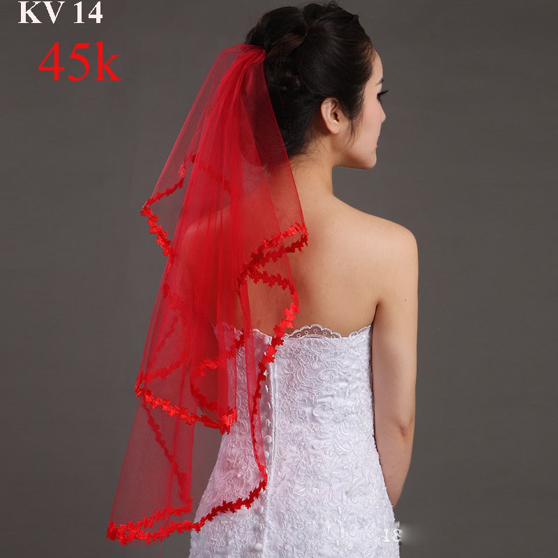 Von -Lúp cài đầu cô dâu