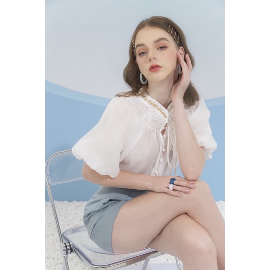 Sơmi ngắn tay thêu cổ - Joy Blouse | BigBuy360 - bigbuy360.vn