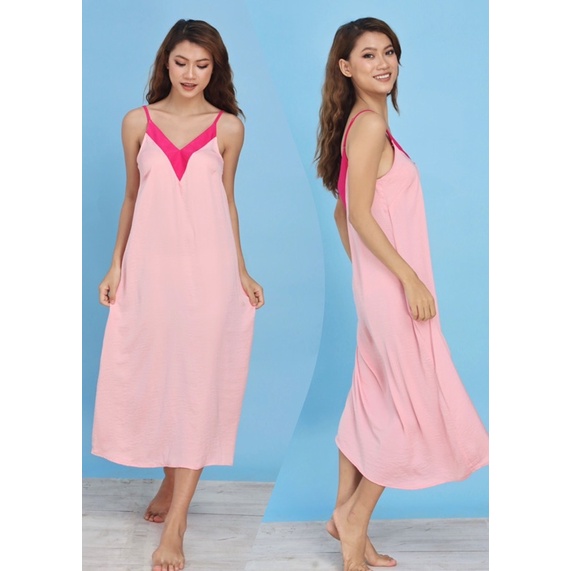 Đầm lụa 2 dây dài cổ V phối màu Infashion