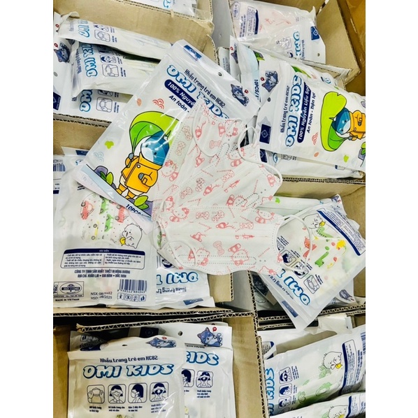 [1 BỊCH 10 CÁI] Khẩu Trang Cua Trẻ Em Omi Kids Nhiều Màu Sắc Dễ Thương