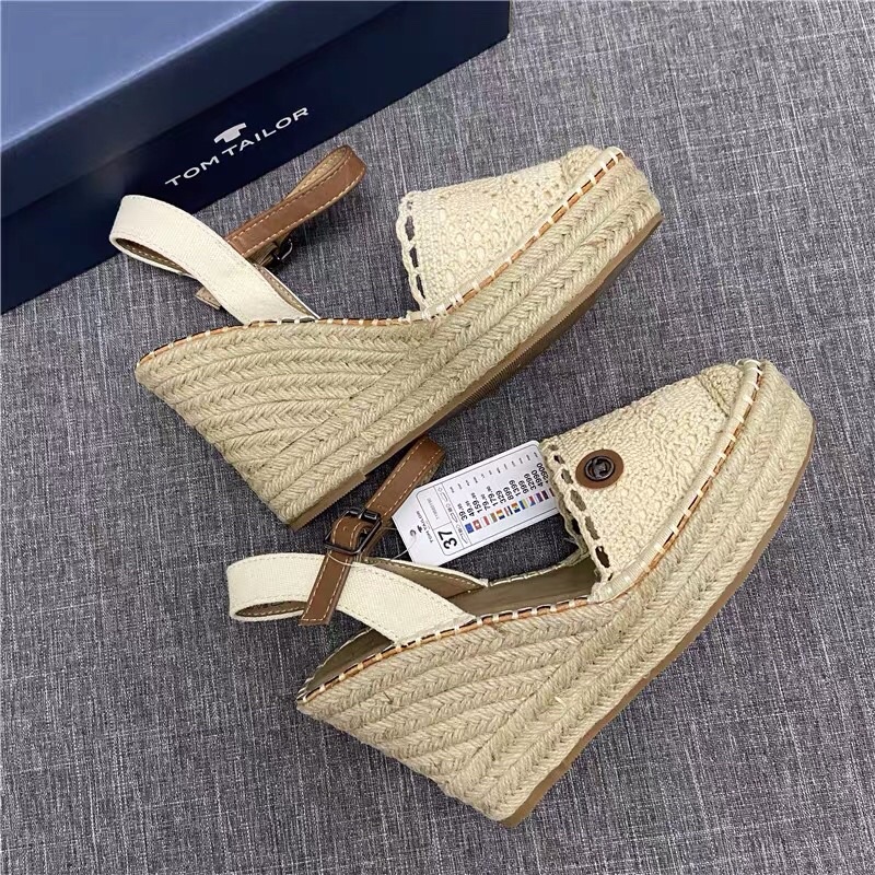 Sandal đế cói xuất EU