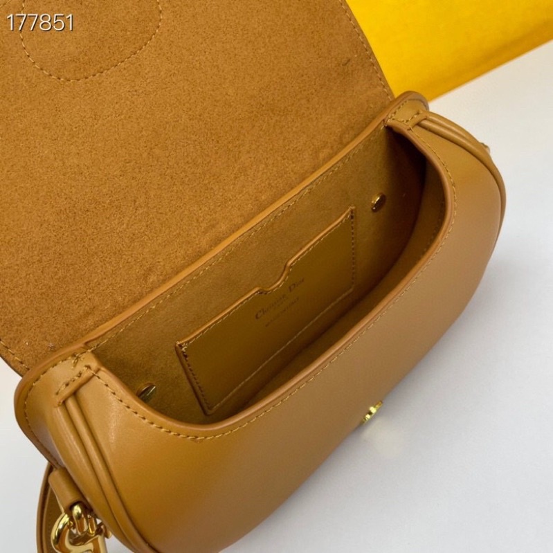 Túi xách Dior Bobby size 20cm