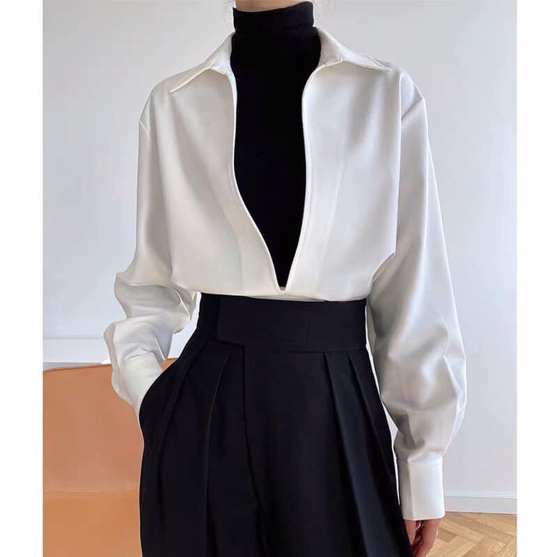 Áo sơ mi dài tay cổ V khoét sâu phong cách thịnh hành