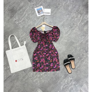 Váy hoa cổ vuông xếp ly tay bồng shop sun soc