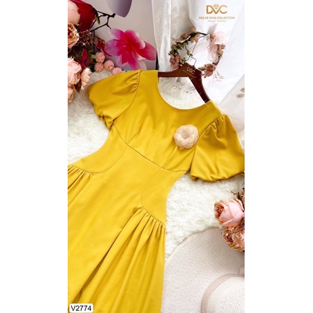 V2774 váy xoè vàng tay bồng