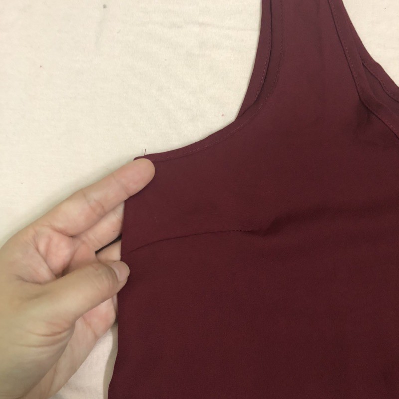 Áo Croptop F21 Voan Cát Đỏ Đô Cổ U Sát Nách - Size S