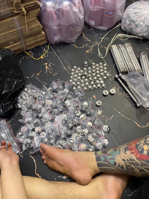 Ốc nắp nhớt inox salaya mẫu ngôi sao gắn Xe Honda / Yamaha