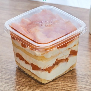 50 Hộp nhựa vuông B10-8 đựng bánh mousse