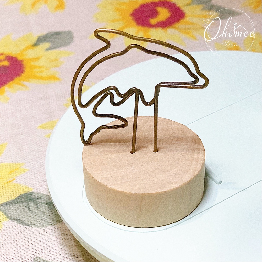 Kẹp giấy kiêm chèn giấy kiểu dáng dễ thương và tiện dụng