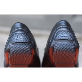 Clarks Đen