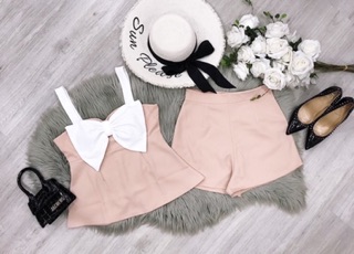SET NƠ XOÈ + QUẦN SHORT