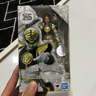 Shf white ranger ( bản kỉ niệm 25 năm)