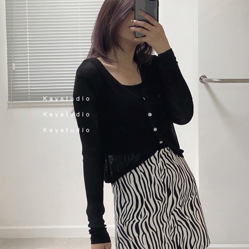 ÁO KHOÁC TAY DÀI DỆT KIM ĐEN - AKTDDKD