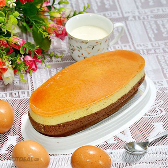 Hộp oval HH12 và F70 đựng bánh bông lan flan hoặc 2 cái bánh nướng trung thu 150gr, 2 cái bánh trung thu rau câu 250gr.