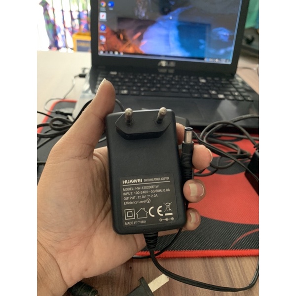 Adapter  12v-2a dùng cho camera, modem, đèn led, quạt, sạc…