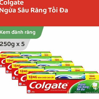 Kem đánh răng Colgate tặng bàn chải