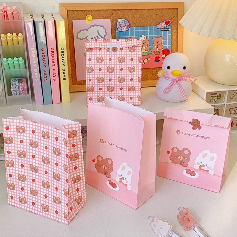 Giấy bọc quà, túi đựng đồ mỹ phẩm, văn phòng phẩm, phụ kiện học sinh dễ thương