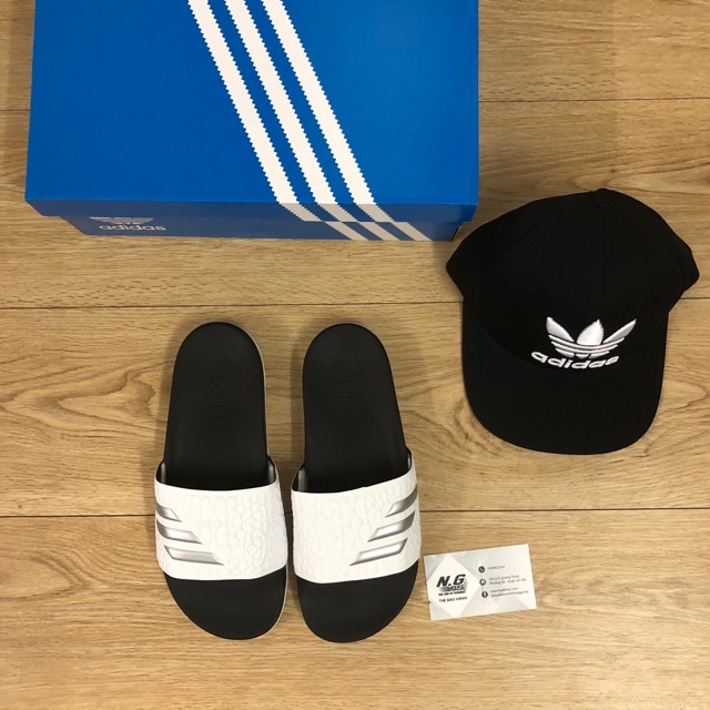 Combo dép và nón adidas dành cho các thánh săn sale