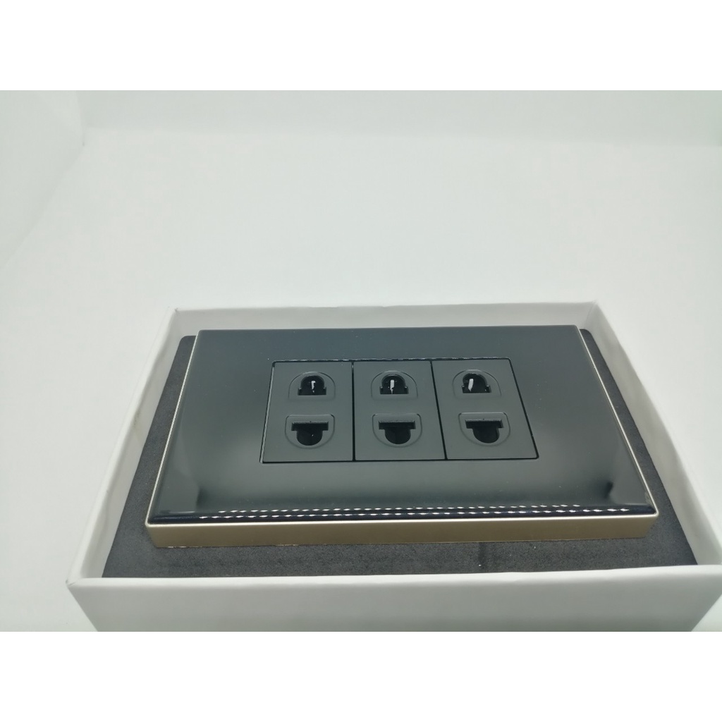 Ổ cắm đôi 3 chấu mặt acrylic