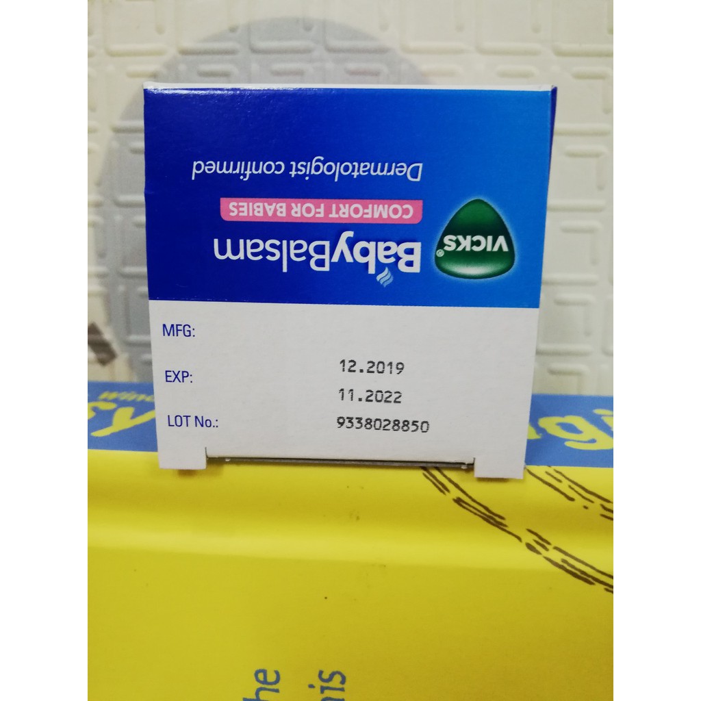 Dầu Bôi Ấm Ngực Vick Baby Balsam 50g Cho Bé - Úc