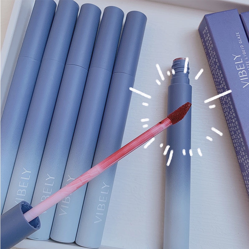 Son Môi Vibely Thiết Kế Vỏ Màu Trắng/Xanh Dương Mềm Mại Cao Cấp