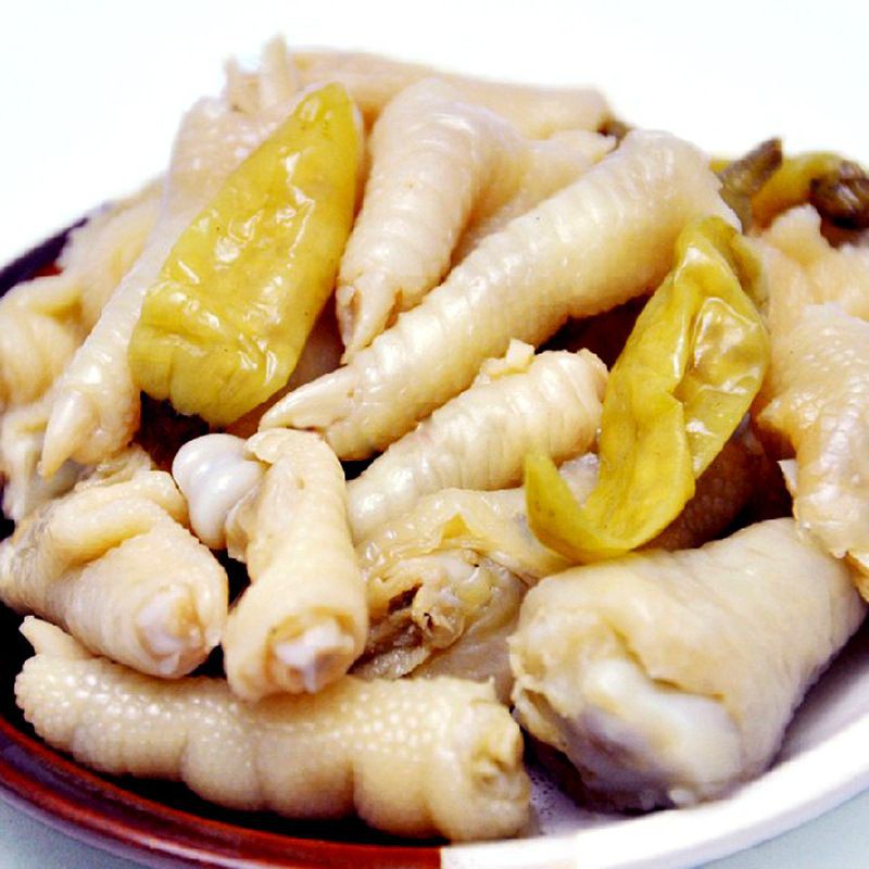 [Mã 77FMCGSALE1 giảm 10% đơn 250K] Chân gà cay Yuyu ăn nhậu, chân gà cay gói xanh 80g 180g 210g | BigBuy360 - bigbuy360.vn