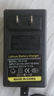 Sạc pin li ion adapter