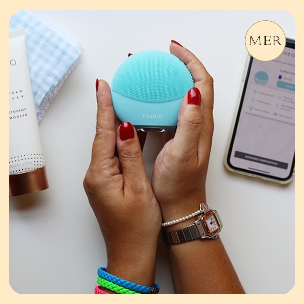Máy rửa mặt Foreo LUNA MINI 3 - Loại bỏ bụi bẩn và cặn trang điểm chỉ trong 30s | BigBuy360 - bigbuy360.vn