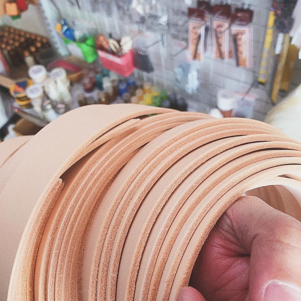 Phôi dây nịt từ da Veg Italy chưa nhuộm